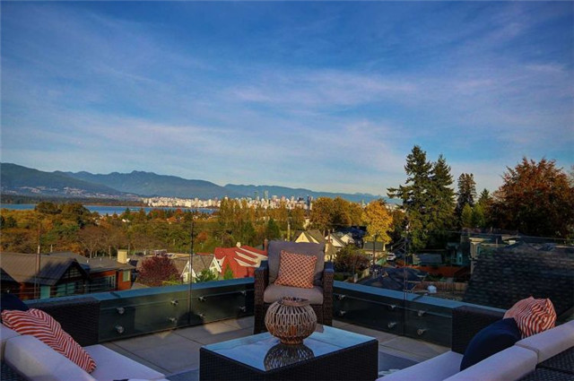 西温哥华westvancouver豪华海景山景别墅2011年新建优质学区房紧邻
