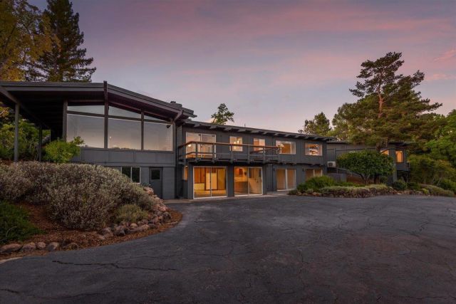 ɽɽPORTOLA VALLEYʱгǱ