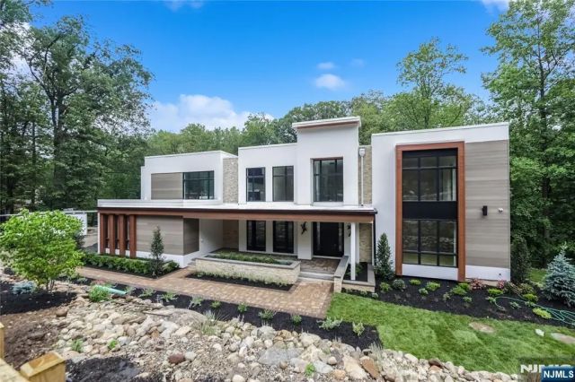 Saddle River լۡ˫չȣĴ